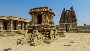Indie 7 – Hampi versus Vijayanagar a trochu delší túra