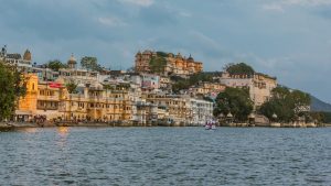 Indie 19 – Udaipur, město jezer, rádžovských paláců a maleb na zdech