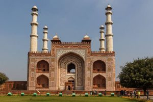 Indie 25 – Agra – okruh po císařských hrobkách