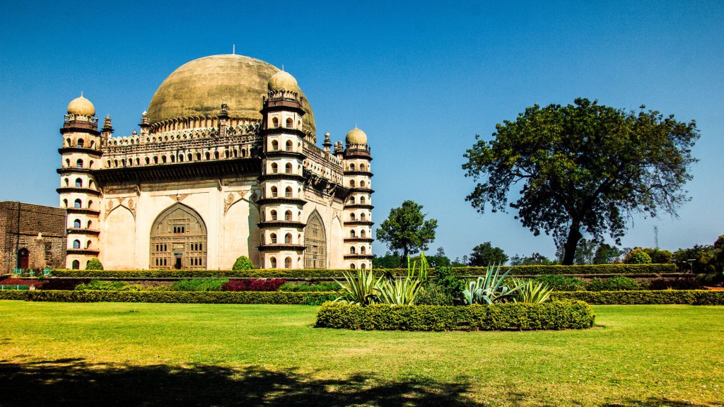 Hrobka Gol Gumbaz