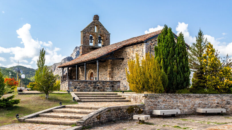 Riaño - kostelík Nuestra Señora del Rosario