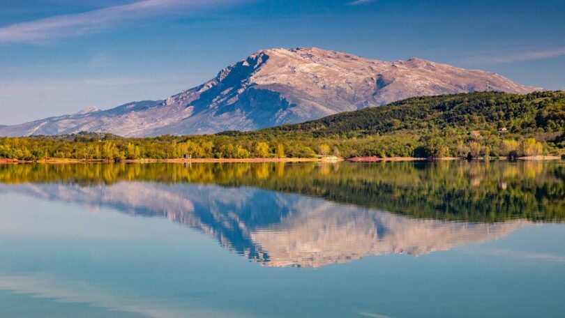 Perućko jezero